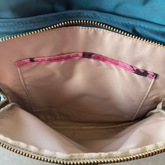 Backpack - Picture 5 of 7